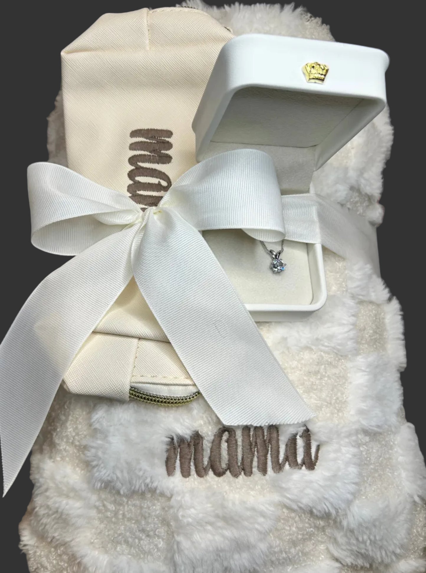 The Cozy Mom Gift Set